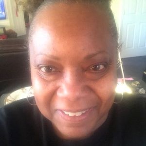 Meet your Posher, Bernice